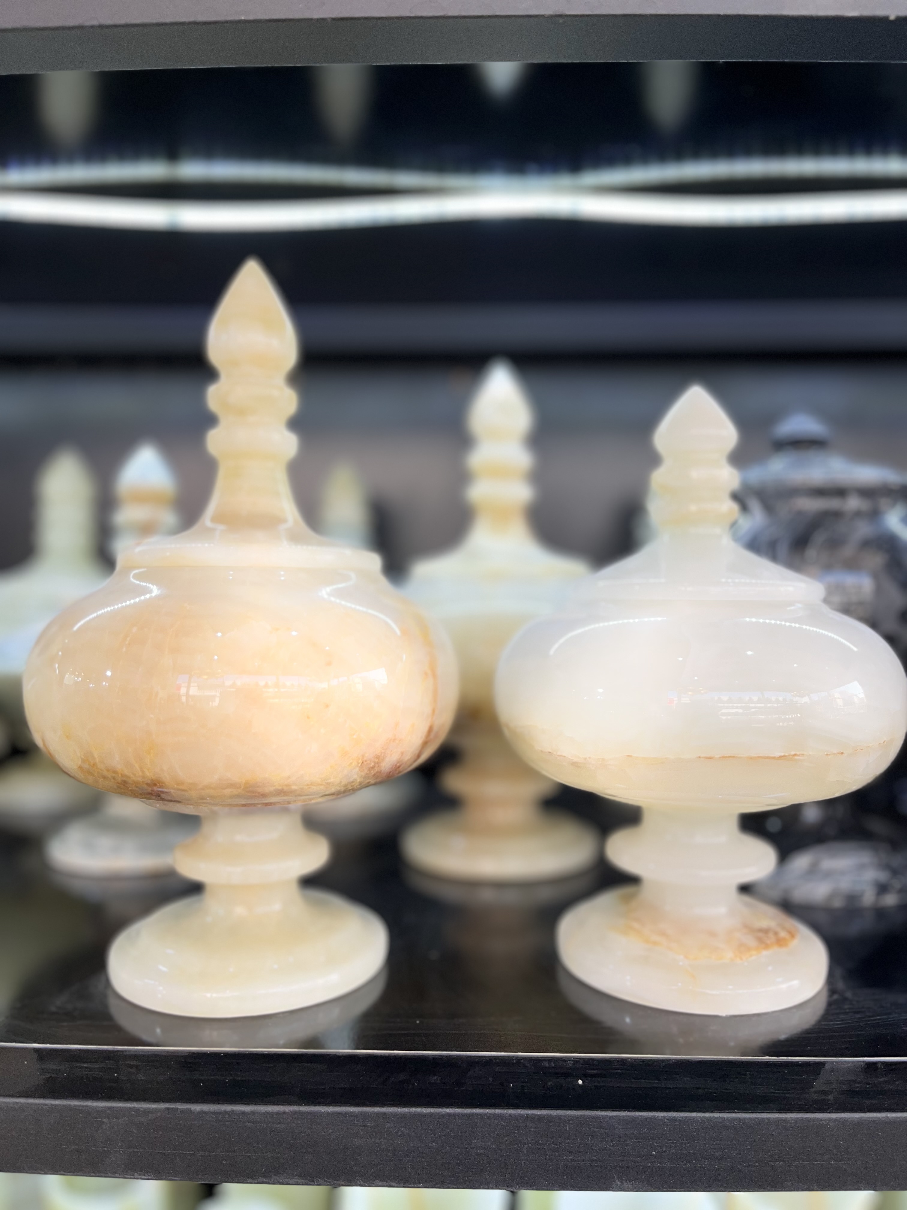 شکلات خوری سنگی پایه دار متوسط